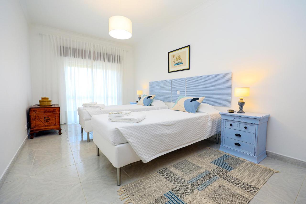 C23 - Parkway Entrance Apartment In ラゴス エクステリア 写真