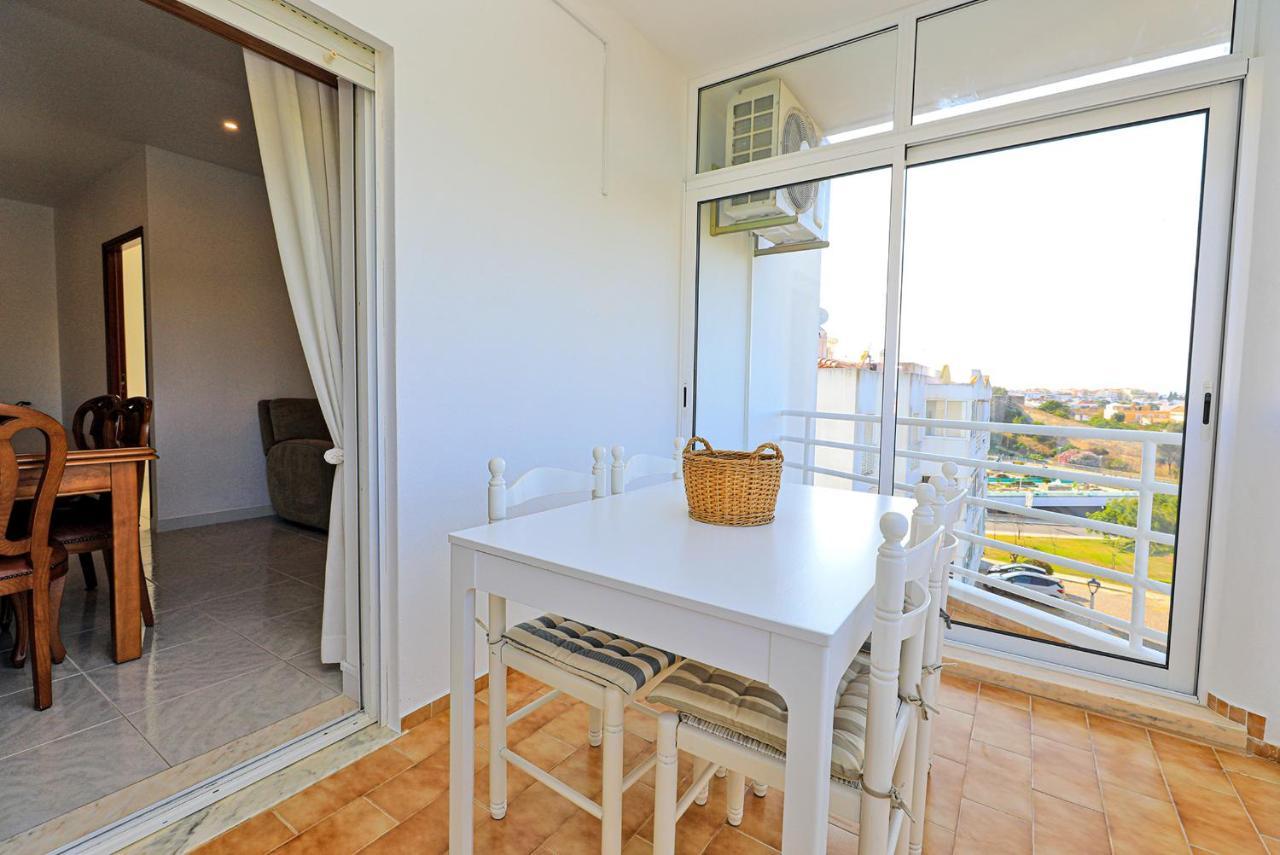 C23 - Parkway Entrance Apartment In ラゴス エクステリア 写真