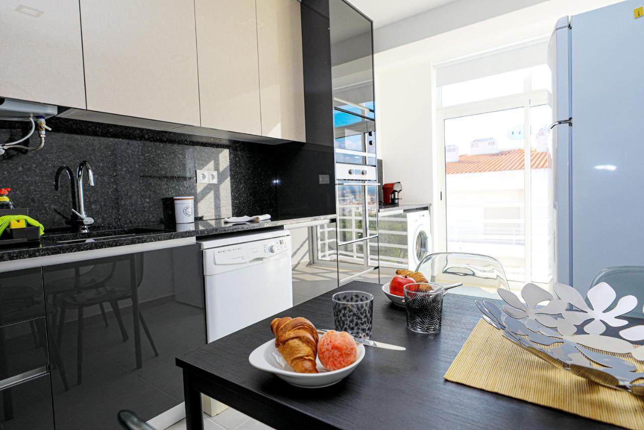 C23 - Parkway Entrance Apartment In ラゴス エクステリア 写真